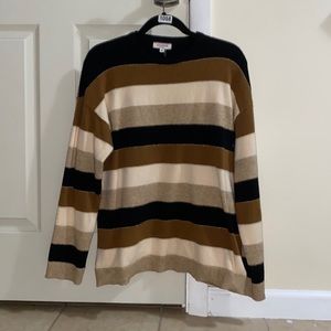 1x Andreé by Unit Sweater
